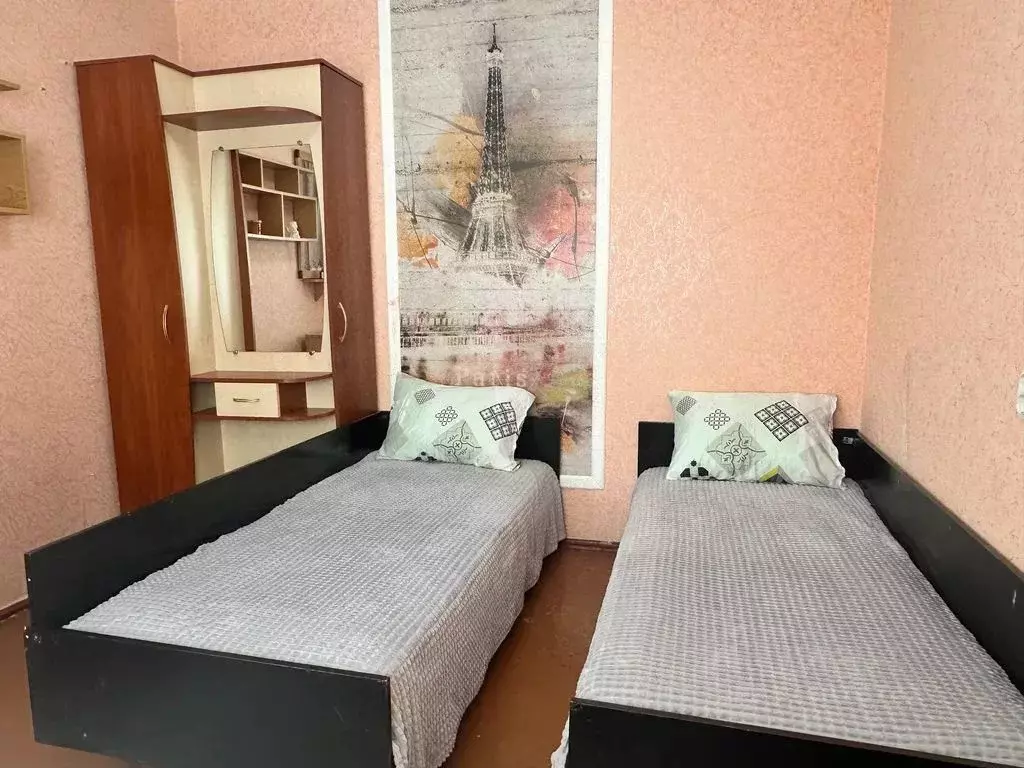2-к кв. Крым, Алушта ул. 50 лет Октября, 13 (37.0 м) - Фото 0