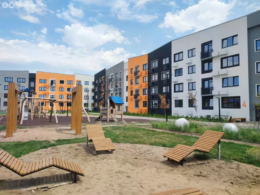 2-комнатная квартира: Астрахань, 1-я Воскресенская улица, 2 (53.7 м) - Фото 0