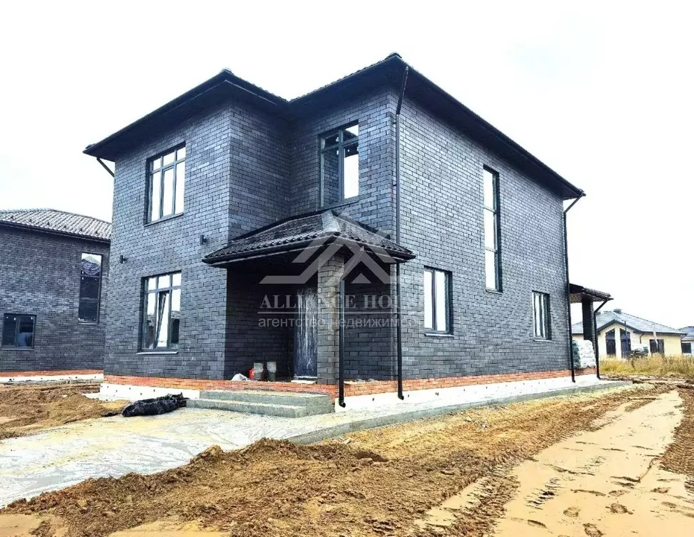 Дом в Татарстан, Казань ул. Самоцветная (170 м) - Фото 1