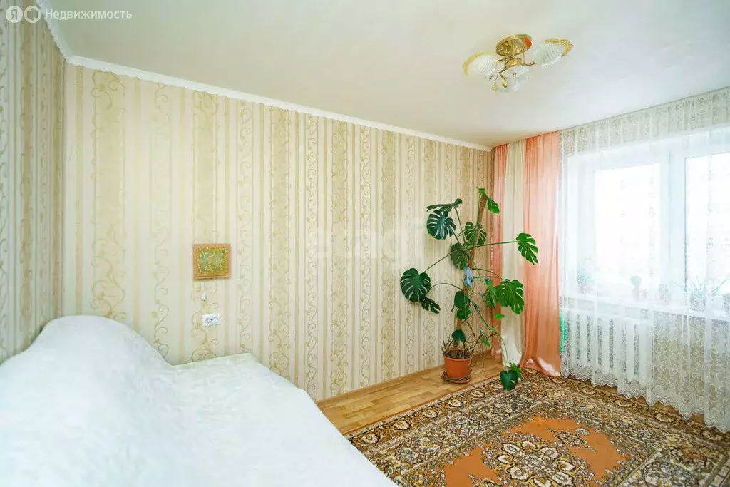 3-комнатная квартира: Ульяновск, Камышинская улица, 17 (68 м) - Фото 1