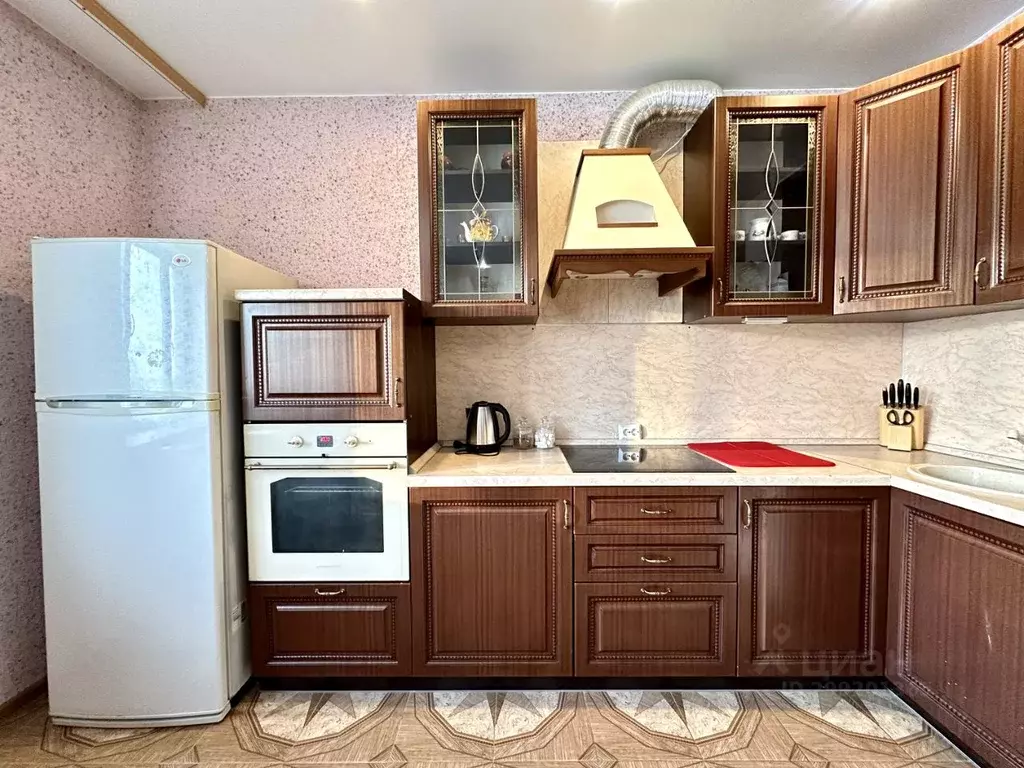 1-к кв. Тюменская область, Тюмень Харьковская ул., 68 (40.0 м) - Фото 1