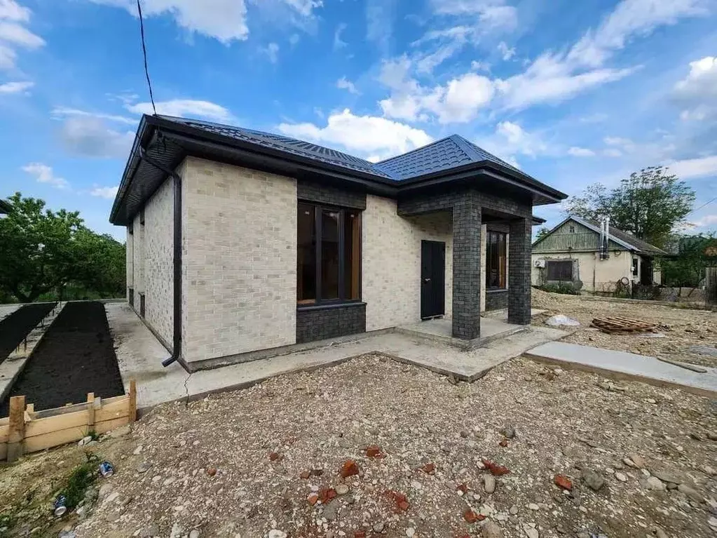 Дом в Ставропольский край, Ессентуки ул. Ермолова, 34 (126 м) - Фото 1