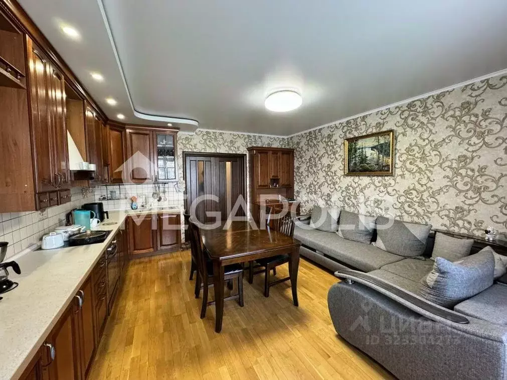 3-к кв. Забайкальский край, Чита ул. Чкалова, 73 (107.0 м) - Фото 1