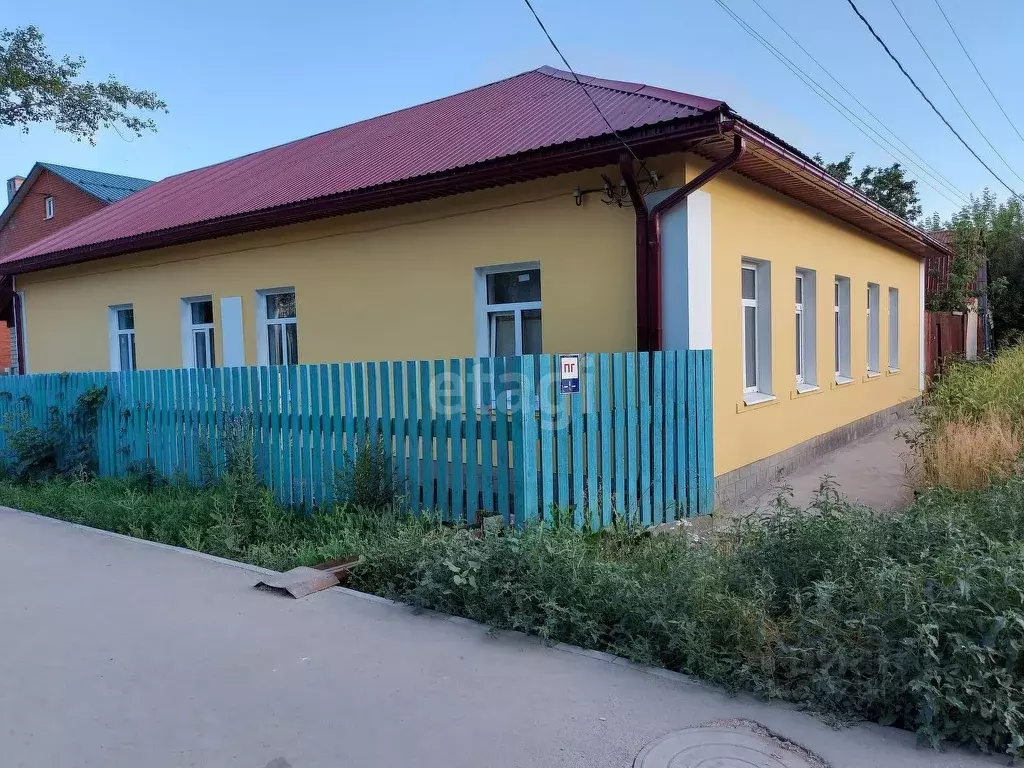 Дом в Саратовская область, Саратов ул. Имени В.Г. Клочкова (78 м) - Фото 1