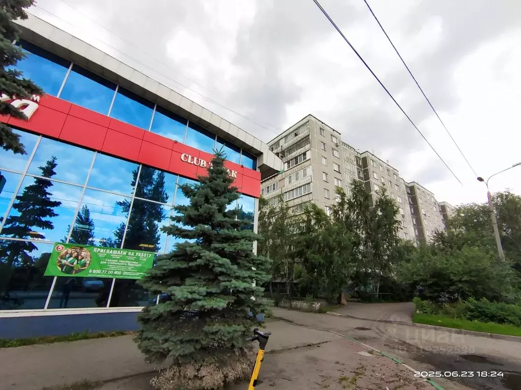 3-к кв. Челябинская область, Челябинск ул. Харлова, 13 (68.0 м) - Фото 0
