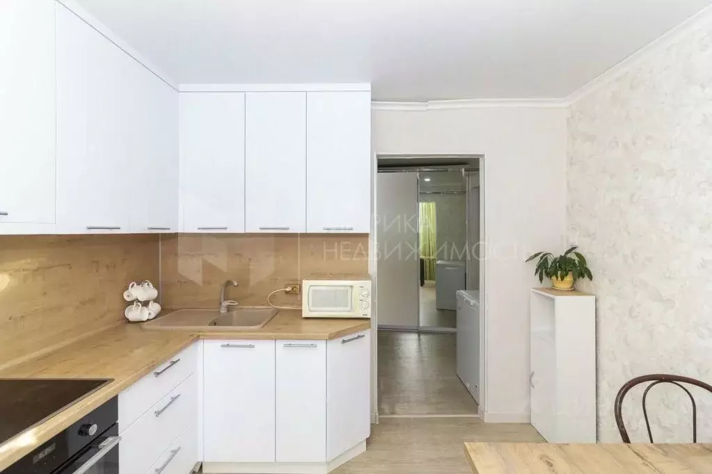 2-к кв. Тюменская область, Тюмень Транспортная ул., 108 (50.6 м) - Фото 1