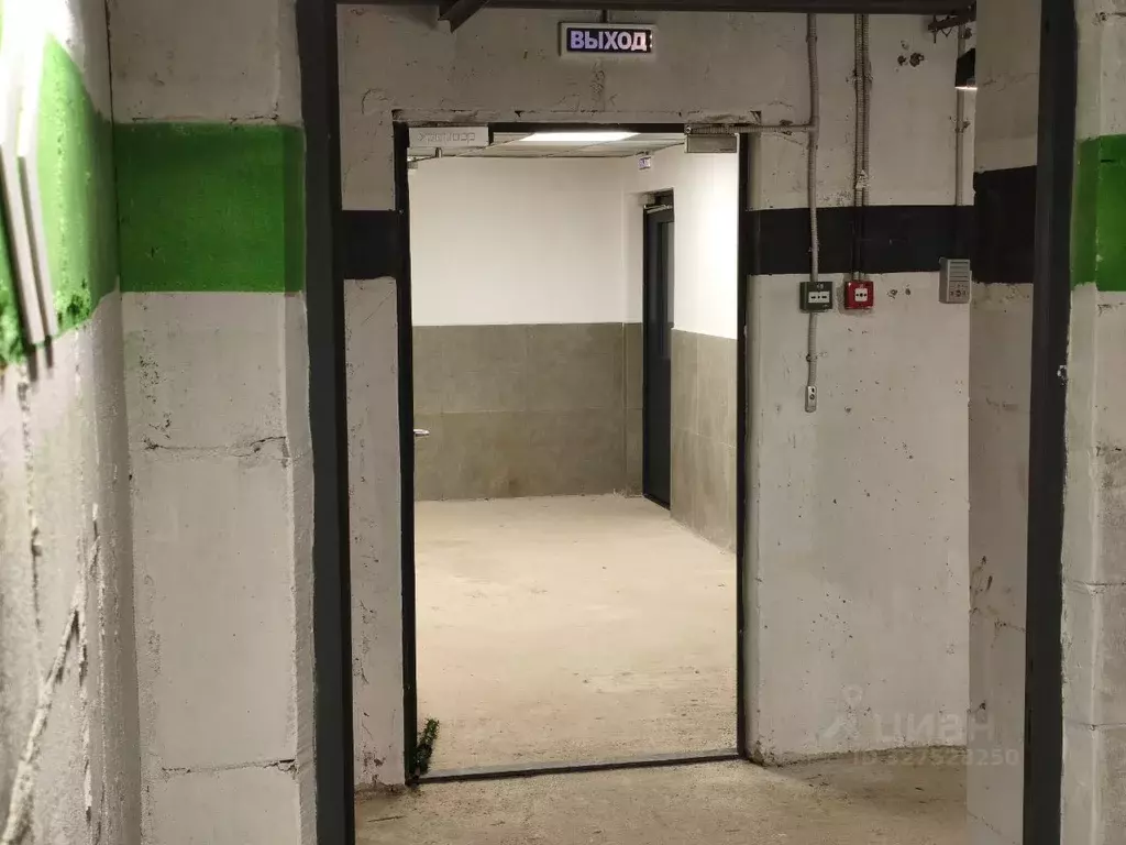 Гараж в Московская область, Ленинский городской округ, д. Коробово ул. ... - Фото 2