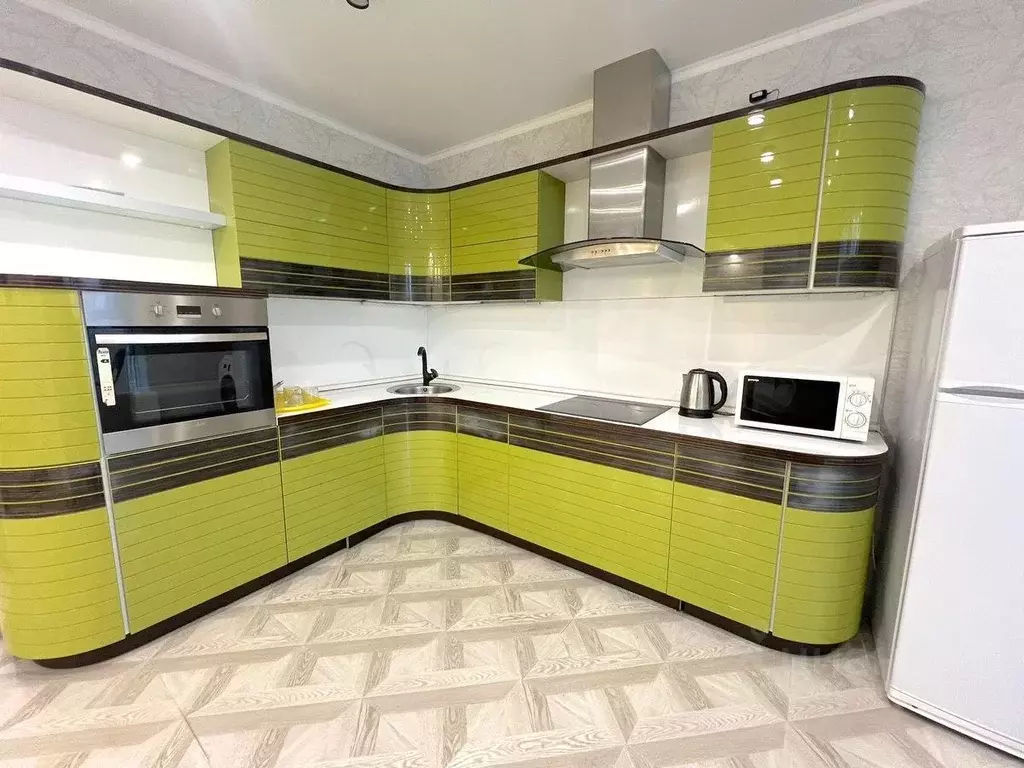 2-к кв. Башкортостан, Уфа Бакалинская ул., 33/2 (65.0 м) - Фото 1