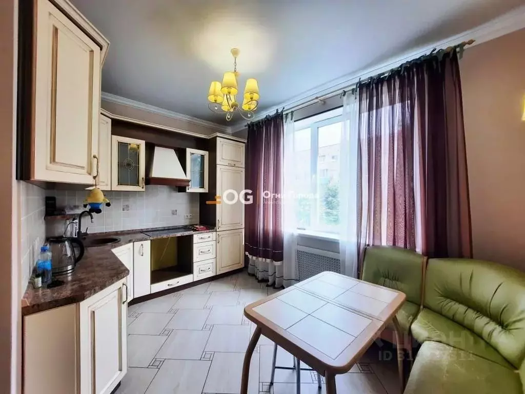 2-к кв. Брянская область, Брянск ул. Фокина, 95 (69.7 м) - Фото 1