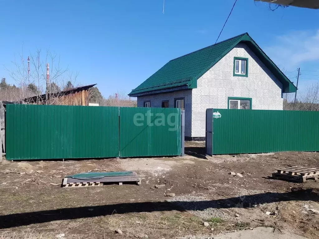 Дом в Свердловская область, Сысертский городской округ, пос. ... - Фото 1