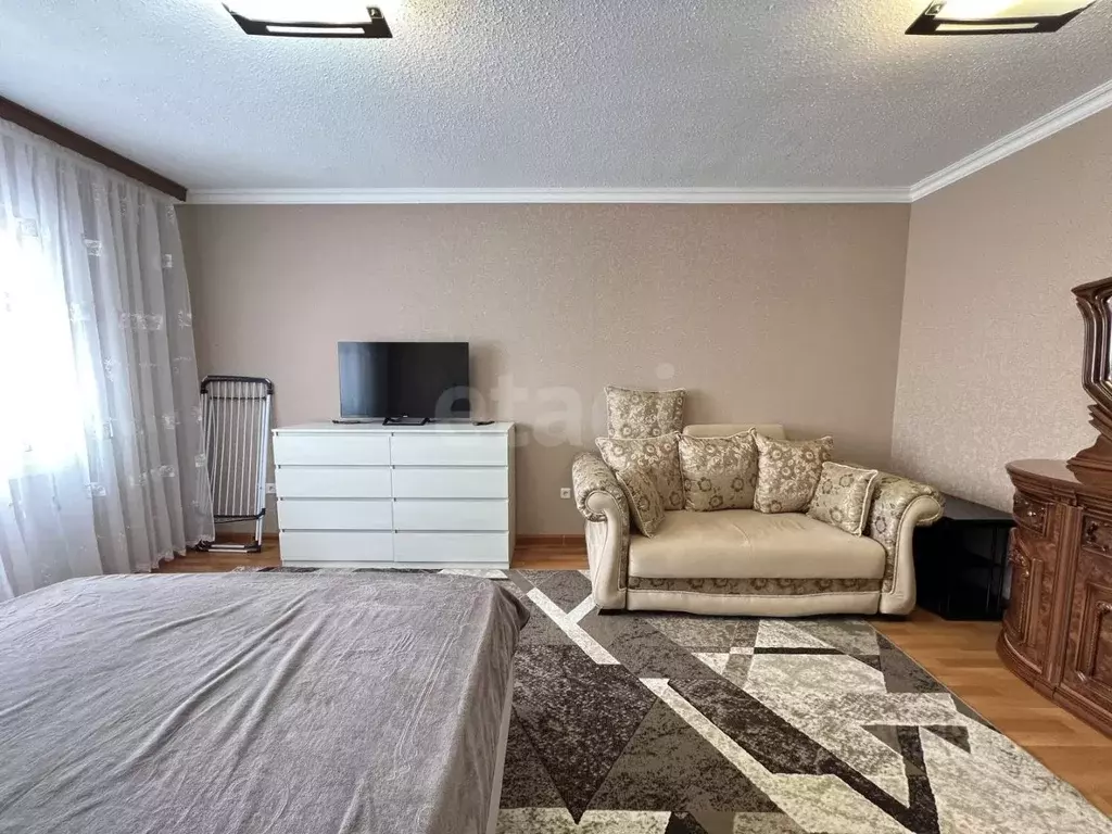 1-к кв. Ямало-Ненецкий АО, Новый Уренгой Оптимистов мкр, 4/2 (53.0 м) - Фото 2