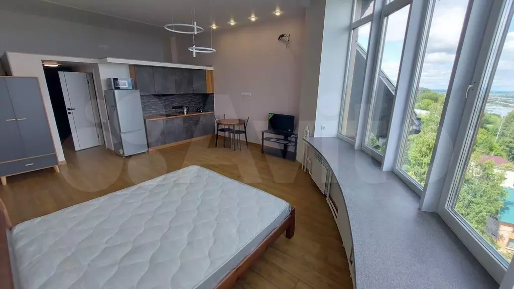 Квартира-студия, 40 м, 5/5 эт. - Фото 0