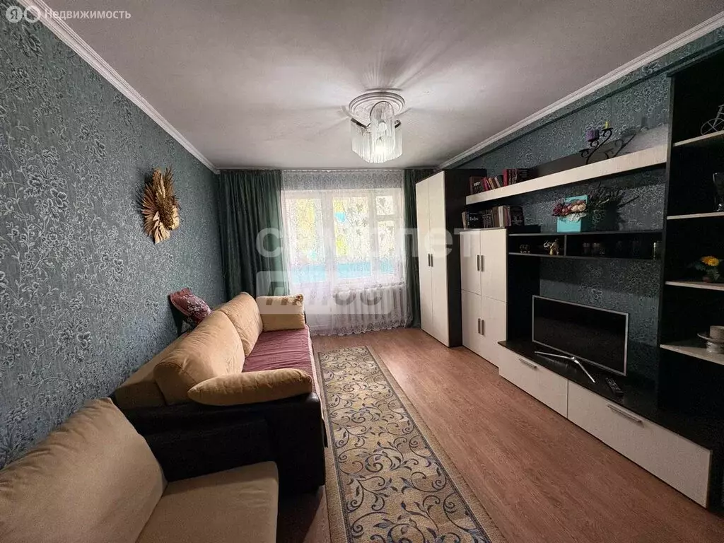 3-комнатная квартира: Туапсе, улица Новицкого, 19 (67 м) - Фото 0