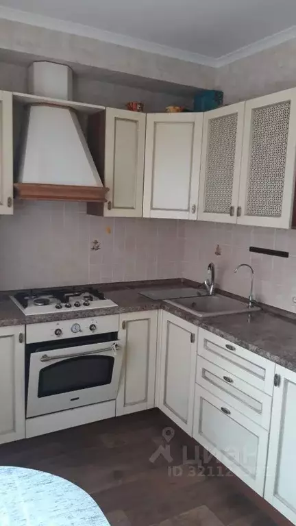 3-к кв. Чувашия, Чебоксары Тополиная ул., 15 (72.7 м) - Фото 0