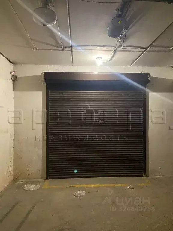 Гараж в Красноярский край, Красноярск просп. Мира, 122 (25 м) - Фото 1