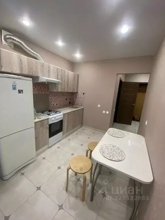 1-к кв. Татарстан, Казань ул. Зур Урам, 1Г (37.0 м) - Фото 2