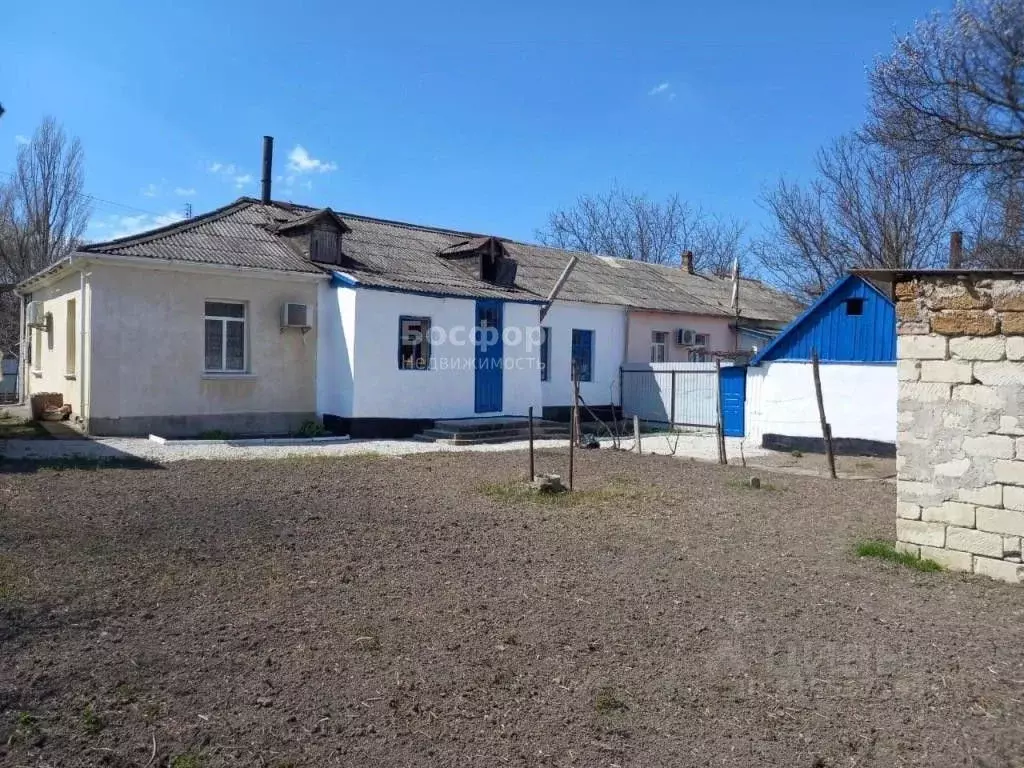 2-к кв. Крым, Белогорский район, с. Богатое ул. Заречная, 1А (43.6 м) - Фото 0