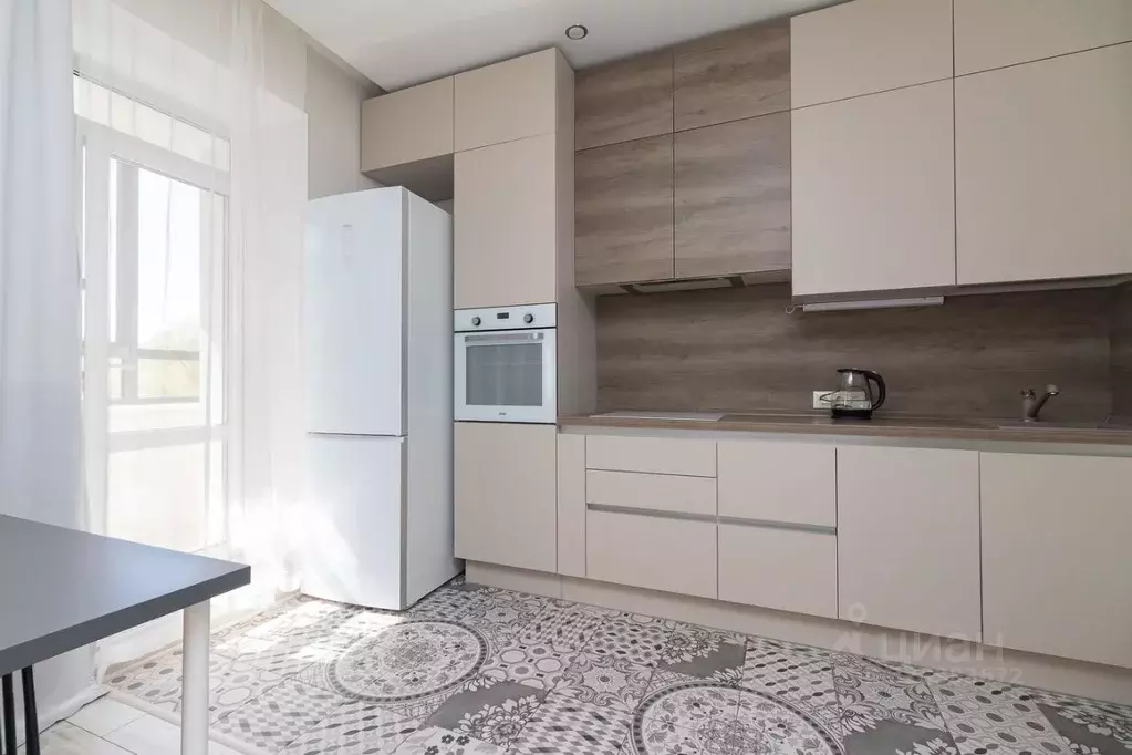 Студия Омская область, Омск ул. Красный Путь, 103к4 (40.0 м) - Фото 1