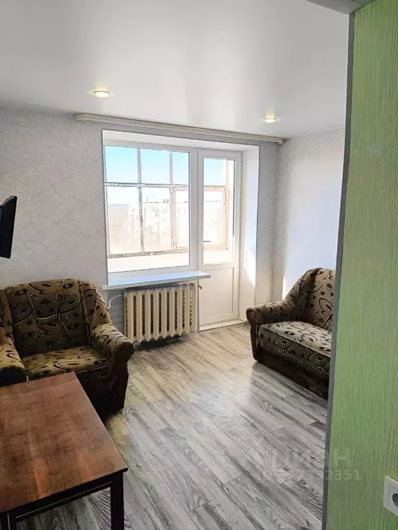 1-к кв. Крым, Керчь ул. Степана Разина, 3 (30.0 м) - Фото 0