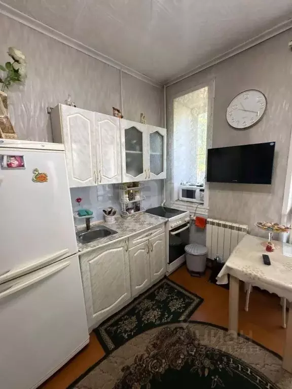 Комната Алтай, Горно-Алтайск ул. Валерия Чаптынова (28.2 м) - Фото 1