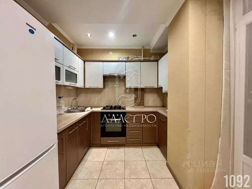 1-к кв. Севастополь ул. Челнокова, 12/6 (34.6 м) - Фото 2