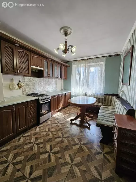 2-комнатная квартира: Калининград, улица Маршала Борзова, 101 (74 м) - Фото 1
