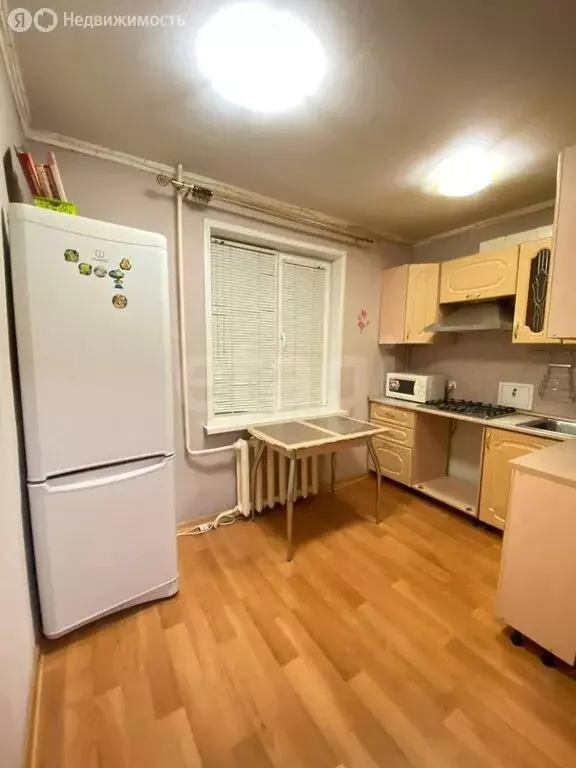 3-комнатная квартира: Сосногорск, Сосногорск, улица Ленина, 24 (59.8 ... - Фото 1