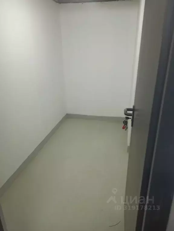 Гараж в Московская область, Красногорск городской округ, пос. ... - Фото 1