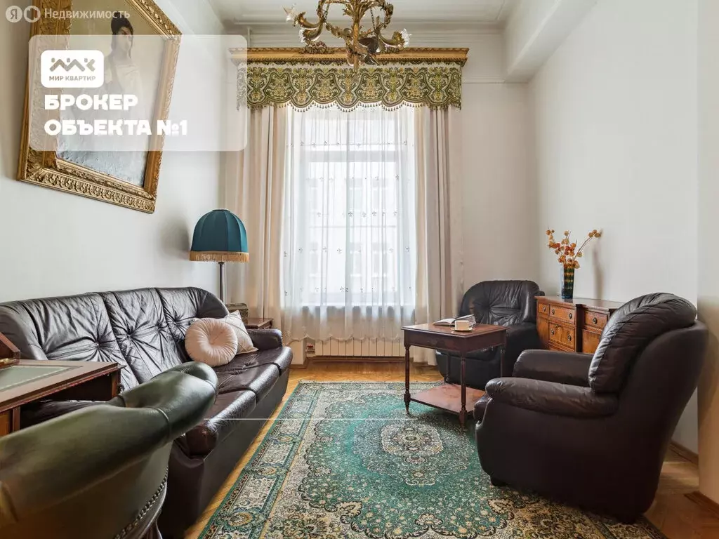 3-комнатная квартира: Санкт-Петербург, Суворовский проспект, 42 (70 м) - Фото 0