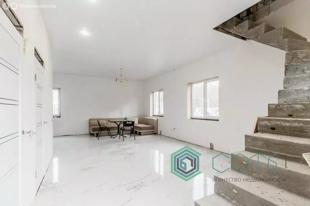 Дом в Калининградская область, Гурьевский муниципальный округ, посёлок ... - Фото 1