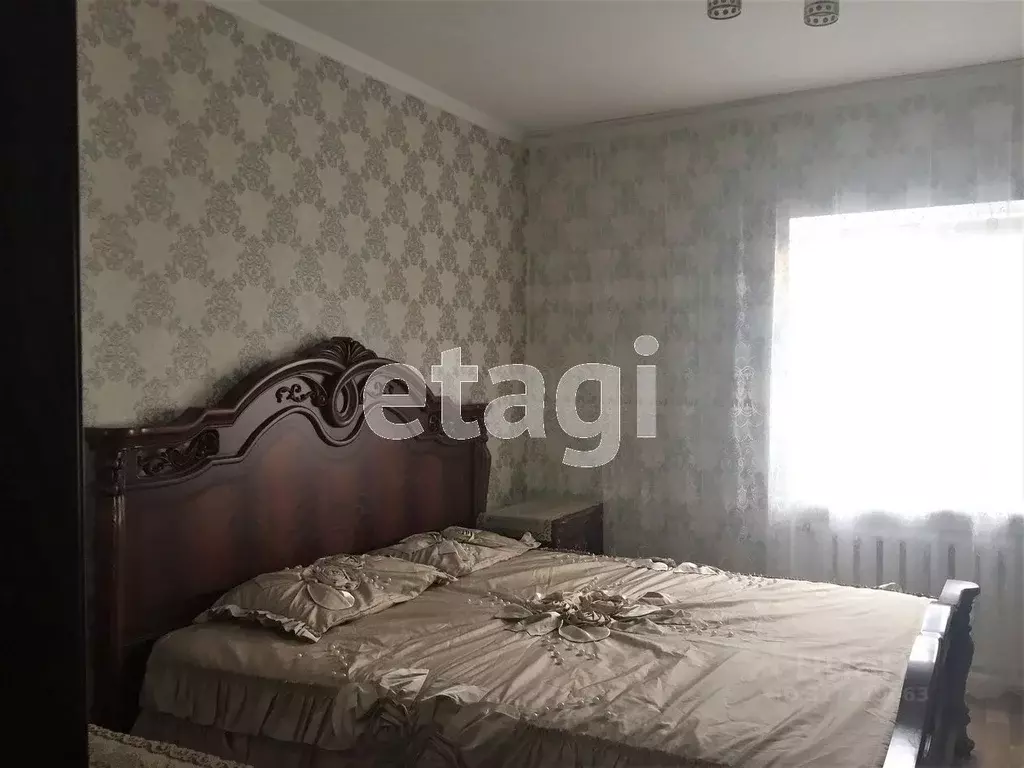 3-к кв. Крым, Симферополь ул. Лебедева (65.0 м) - Фото 0