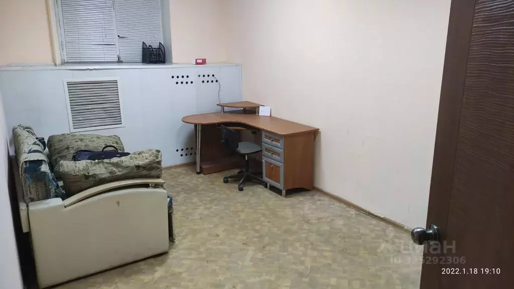 Помещение свободного назначения в Волгоградская область, Волгоград ул. ... - Фото 1