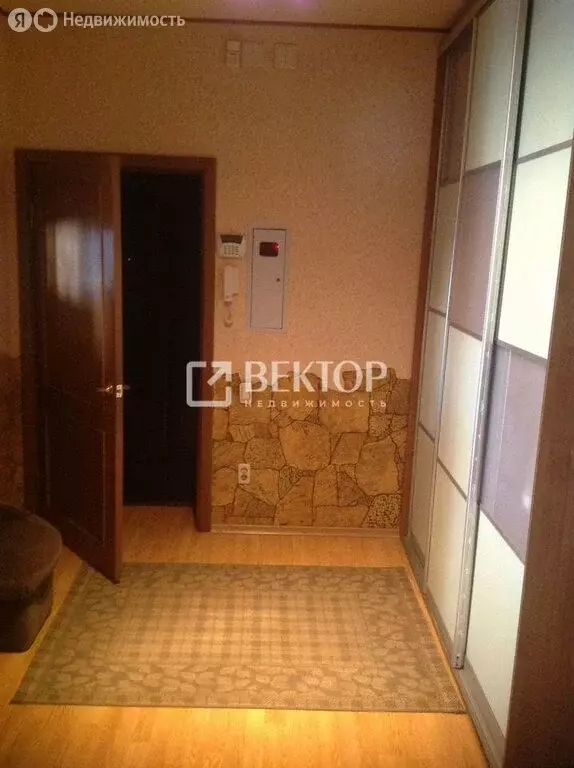 3-комнатная квартира: Иваново, улица Калинина, 10 (81.7 м) - Фото 0
