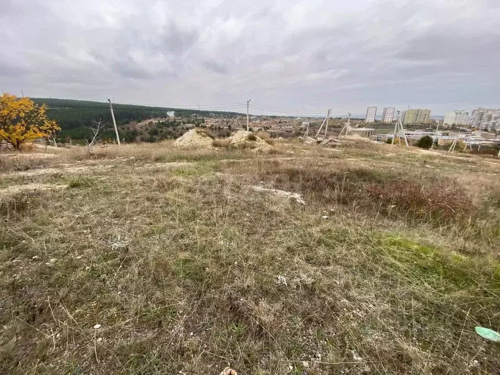 Участок в Крым, Симферополь ул. Василия Горишнего (6.0 сот.) - Фото 1