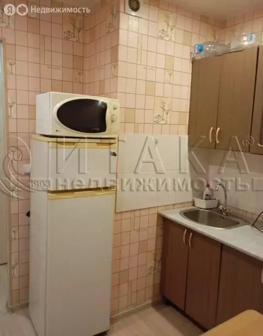 Квартира-студия: Никольское, Октябрьская улица, 16 (22 м) - Фото 2