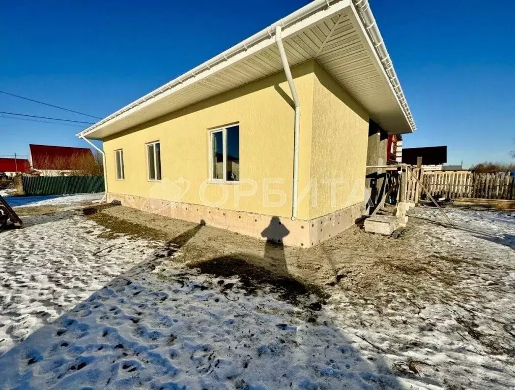 Дом в Тюменская область, Тюмень Энергостроитель СНТ, ул. Строителей ... - Фото 0