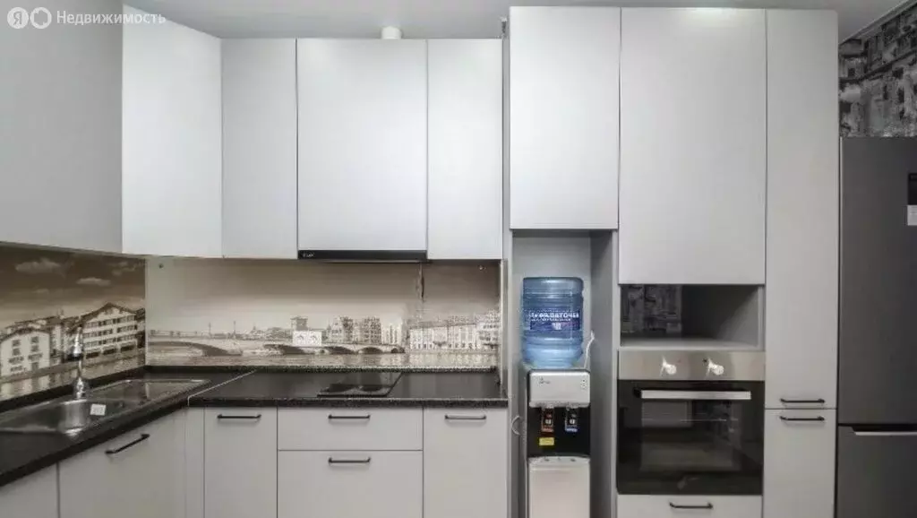 2-комнатная квартира: Тюмень, улица Ветеранов Труда, 9Ак3 (63.2 м) - Фото 2
