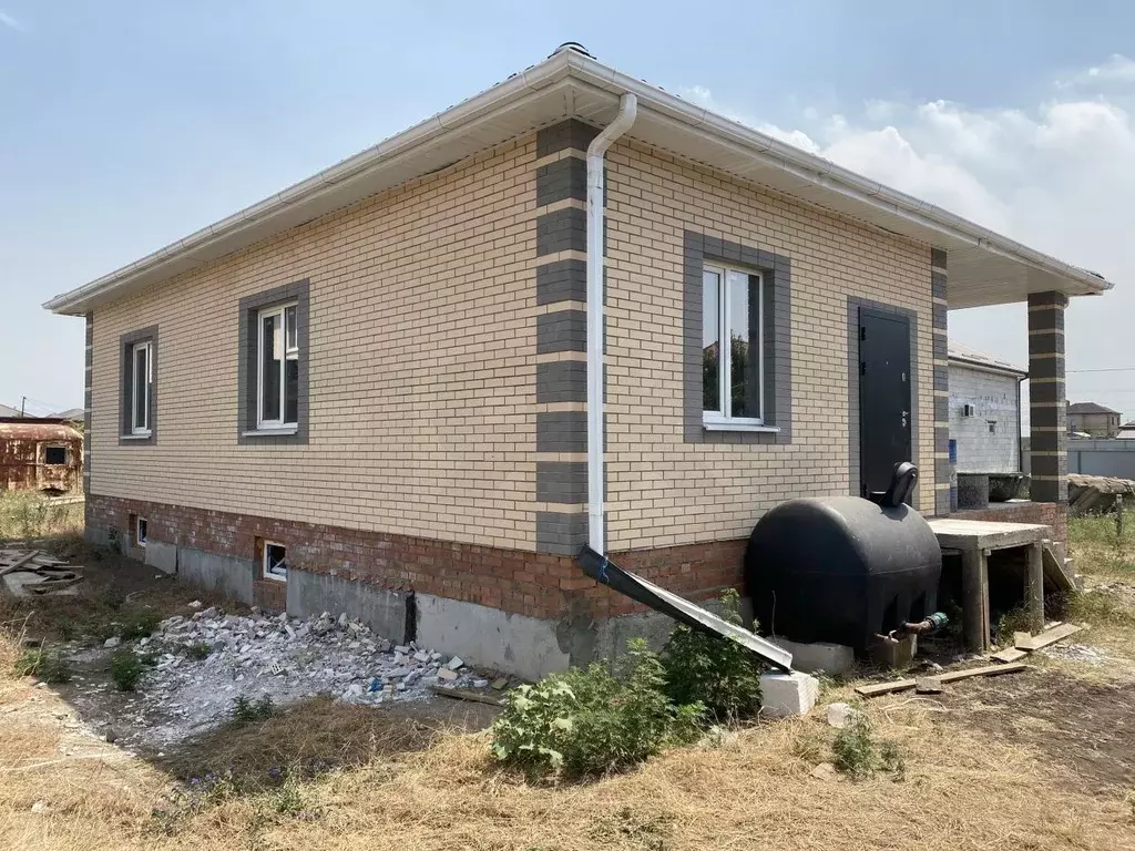 Дом в Ростовская область, Мясниковский район, с. Большие Салы ул. 1-я ... - Фото 2