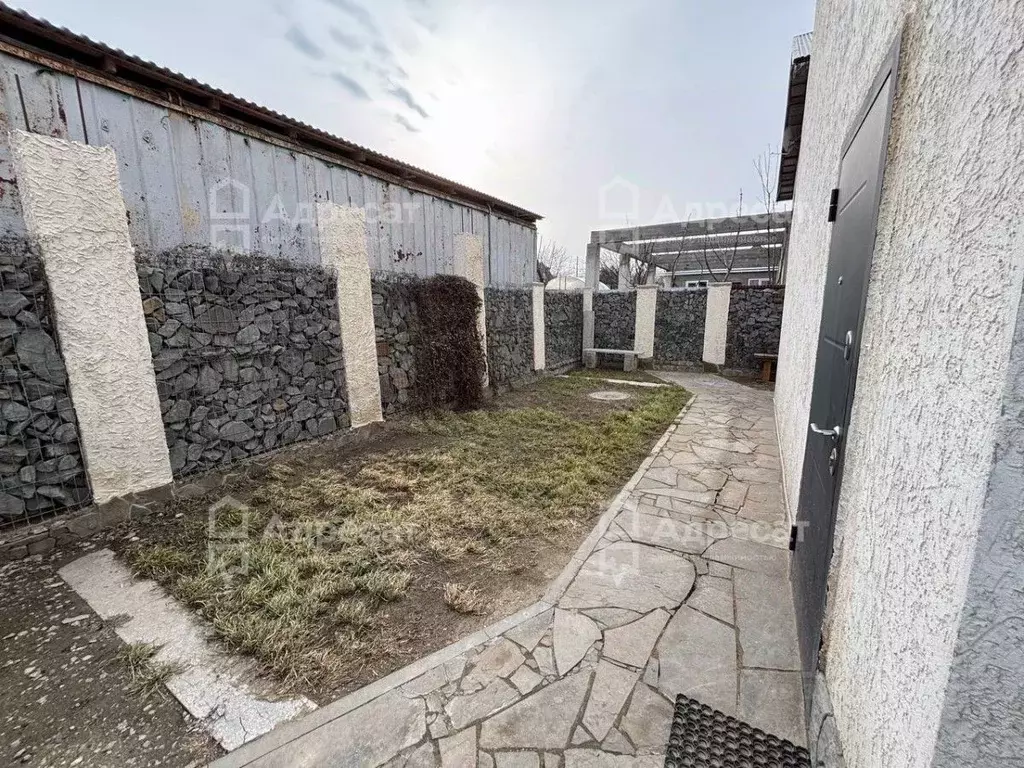 Дом в Волгоградская область, Волгоград ул. Джамбула Джабаева (74 м) - Фото 2