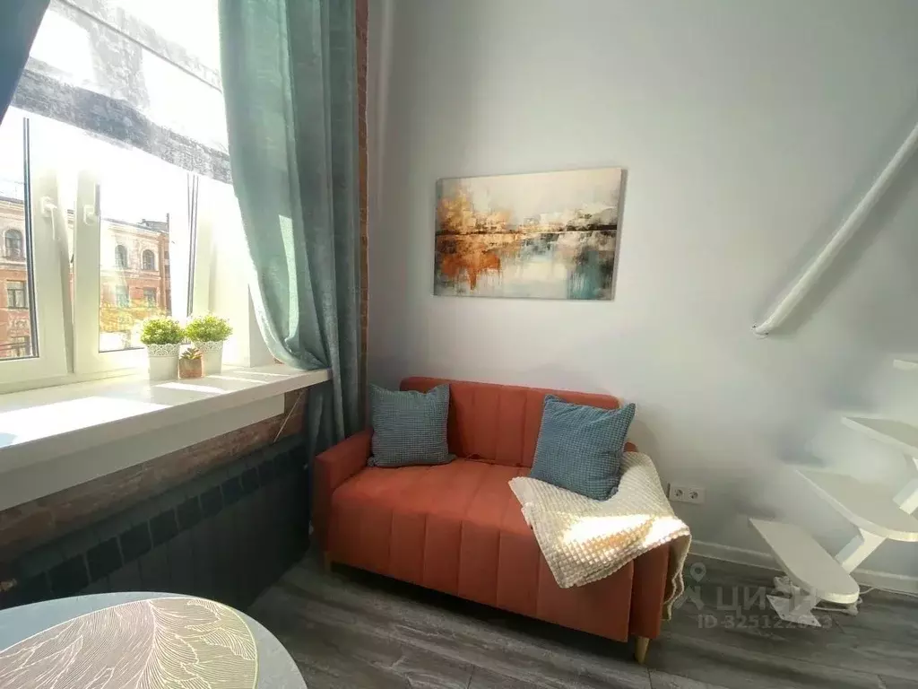 Студия Санкт-Петербург просп. Римского-Корсакова, 107 (17.6 м) - Фото 0