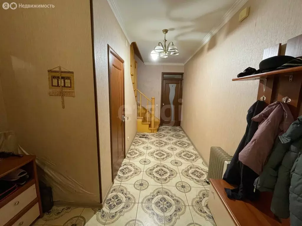 4-комнатная квартира: Тверь, улица Лётное Поле, 14 (256.2 м) - Фото 1