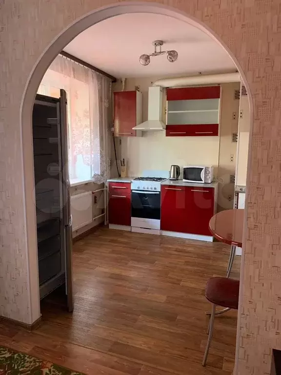 1-к. квартира, 50 м, 1/11 эт. - Фото 1