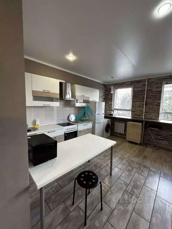 Студия Оренбургская область, Оренбург Профсоюзная ул., 15 (45.0 м) - Фото 1