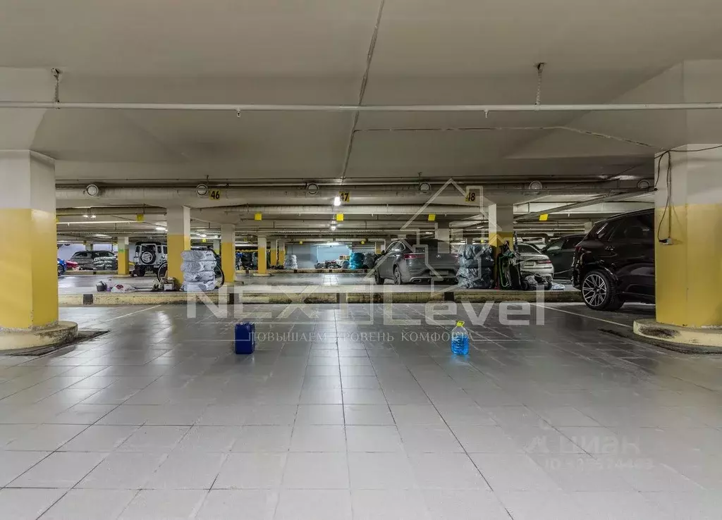 Гараж в Санкт-Петербург наб. Воскресенская, 12 (15 м) - Фото 2