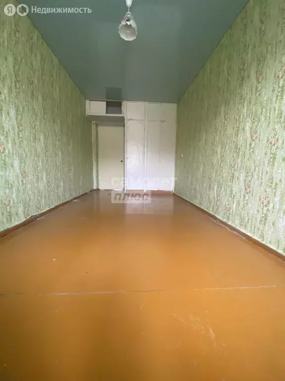 3-комнатная квартира: Октябрьский, улица Куйбышева, 17 (58 м) - Фото 1