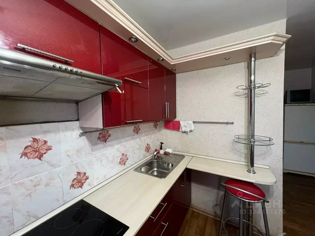 2-к кв. Красноярский край, Красноярск Северный мкр, ул. Урванцева, 6А ... - Фото 1