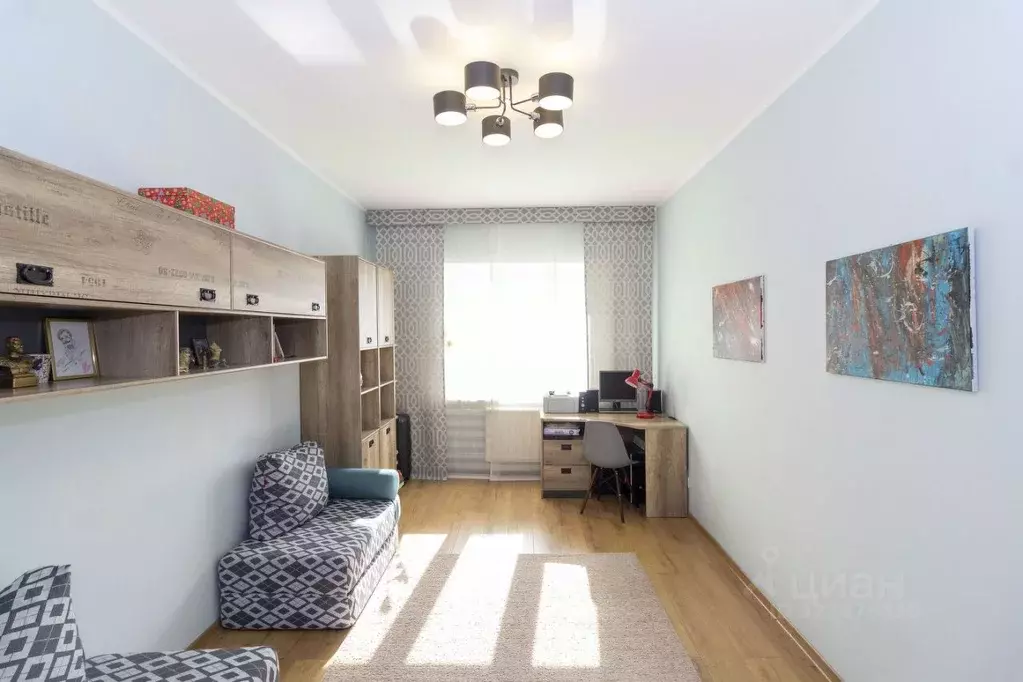 3-к кв. Тюменская область, Тюмень ул. Самарцева, 3 (86.8 м) - Фото 1