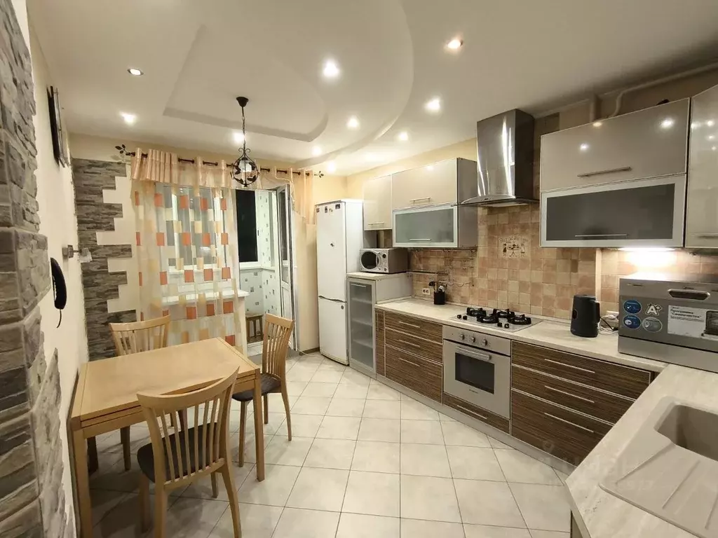 2-к кв. Тверская область, Тверь ул. 1-я Суворова, 7 (60.0 м) - Фото 1