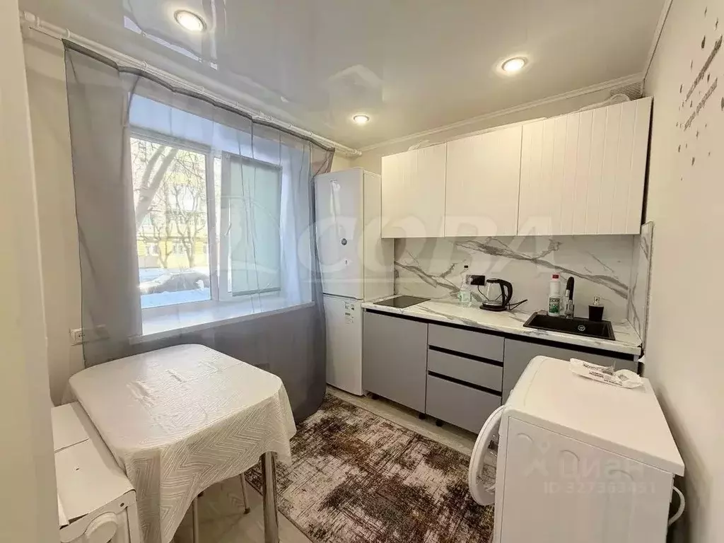 Студия Тюменская область, Тюмень ул. Щорса, 8 (33.0 м) - Фото 1