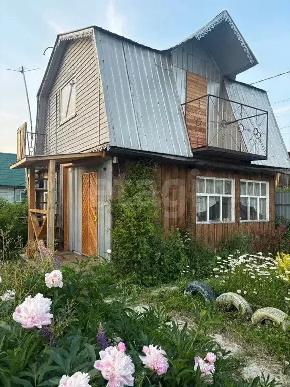 Дом в Тюменская область, Тюмень Изобилие СНТ, ул. Ягодная (50 м) - Фото 1